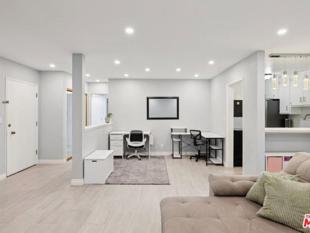 Condo for sale in Culver City, California