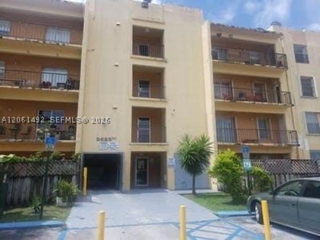 Condo for sale in Hialeah, Miami-Dade County