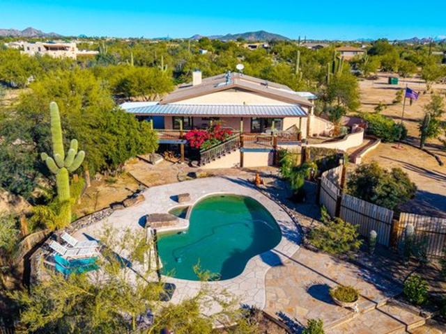 House for sale in Cave Creek, Arizona