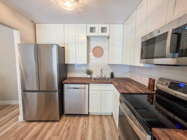 Condo for sale in Minnetonka, Hennepin County