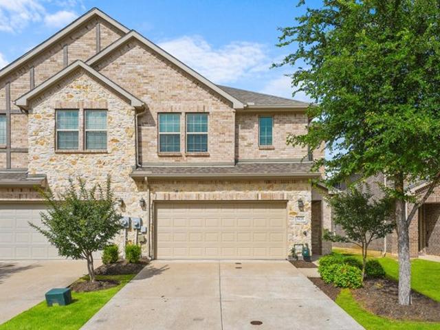 Townhouse for sale in Denton, Texas