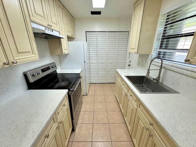 Apartment for rent in Hollywood, Florida