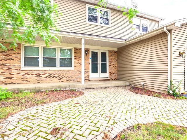 House for sale in The Orchards, Lake Zurich