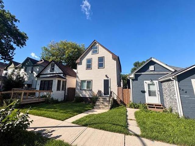 House for sale in St. Matthews, Winnipeg