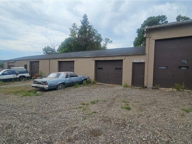 Commercial for sale in West Hill, Brookfield Center