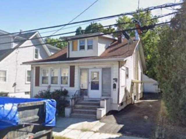House for sale in Hillside, New Jersey