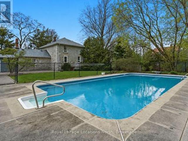 House for sale in Collingwood, Central Ontario