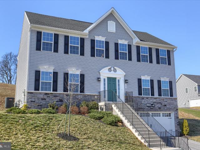 House for sale in Spring Grove, Pennsylvania