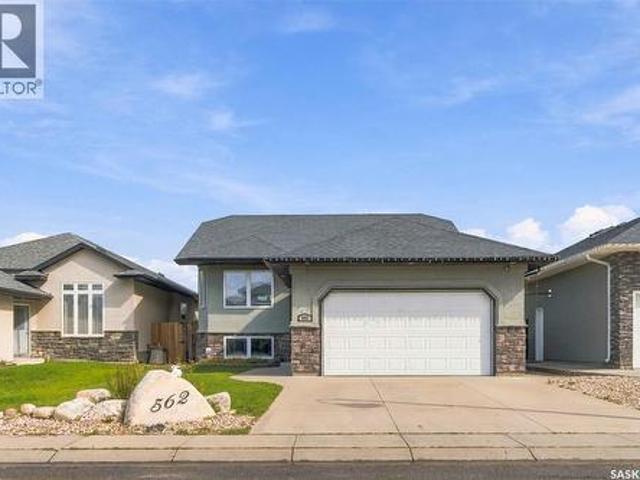 House for sale in Stonebridge, Saskatoon