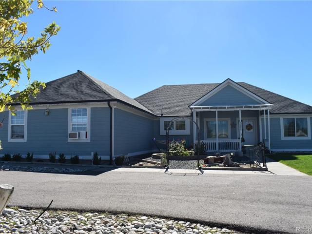 House for sale in Strasburg, Adams County