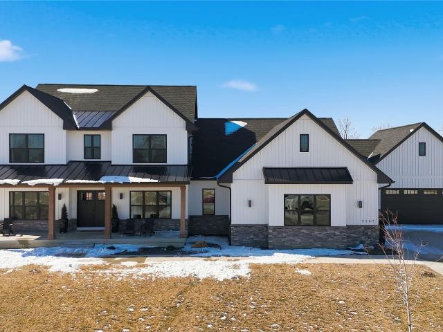 House for sale in Linn, Iowa