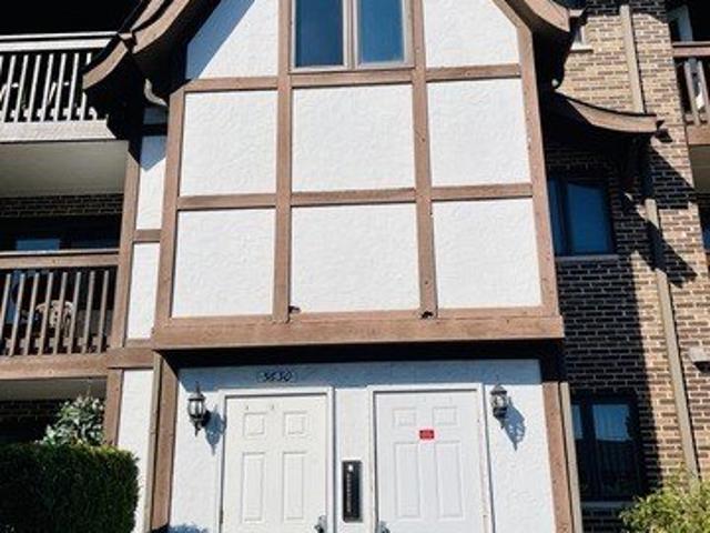 Condo for sale in Oak Lawn, Illinois