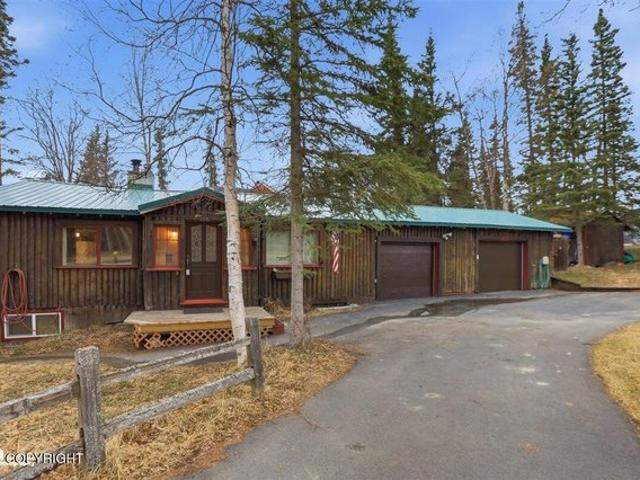 House for sale in Alaska