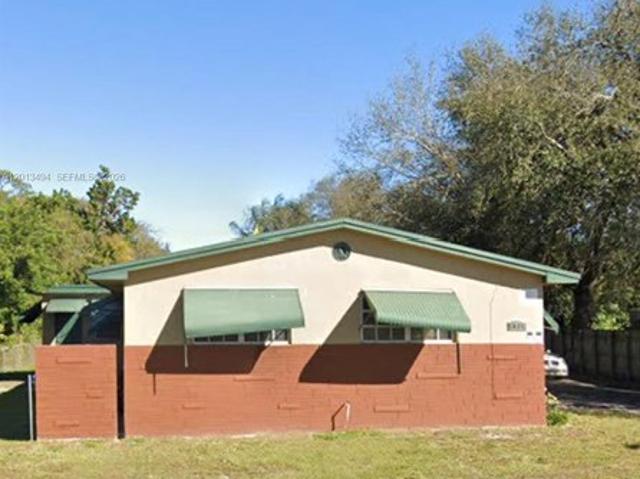 House for sale in West Park, Florida