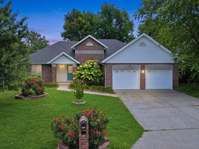House for sale in Springfield, Missouri