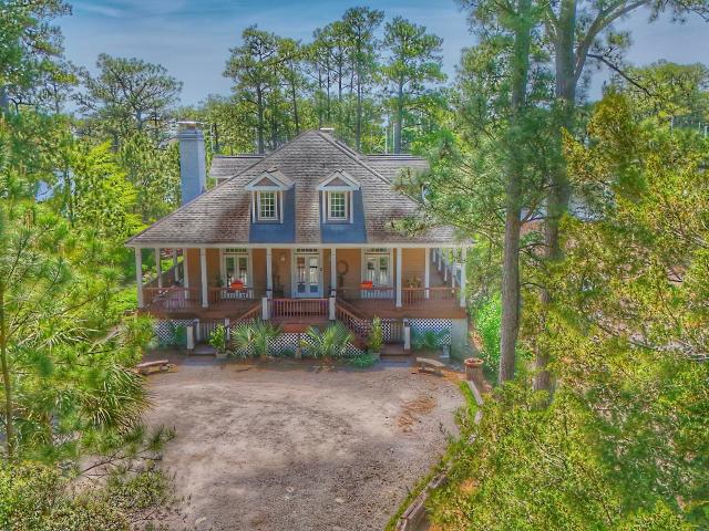 House for sale in Oriental, North Carolina