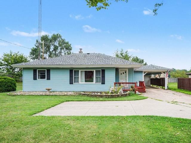 House for sale in Dowagiac, Michigan
