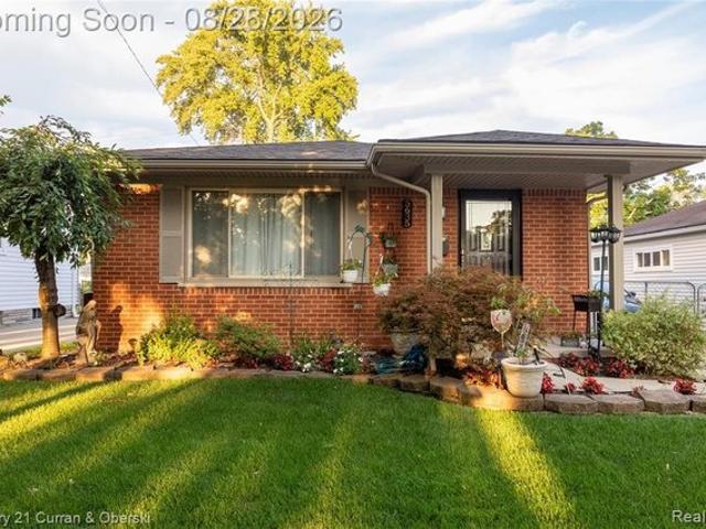House for sale in Dearborn Heights, Michigan