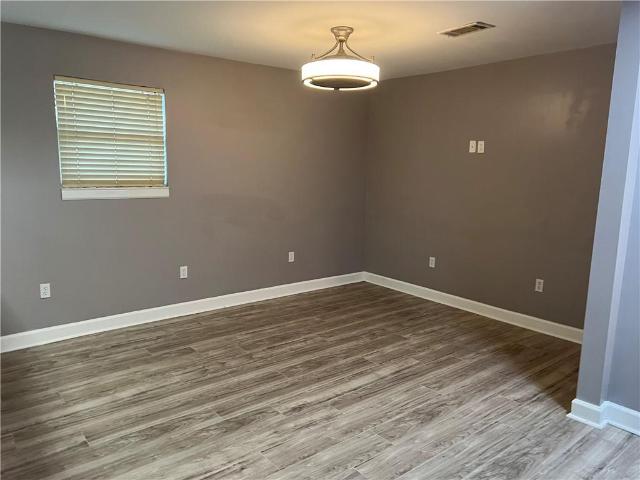 House for sale in Violet