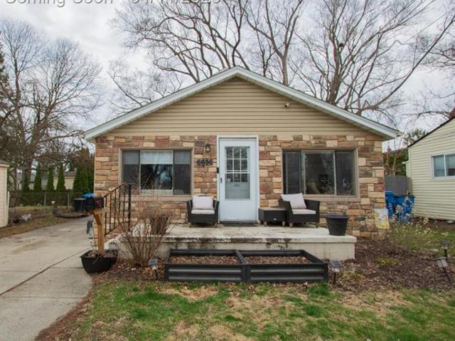 House for sale in Dearborn Heights, Michigan