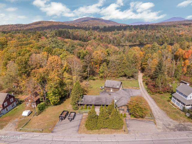House for sale in Newcomb