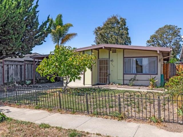 House for sale in Freedom, California