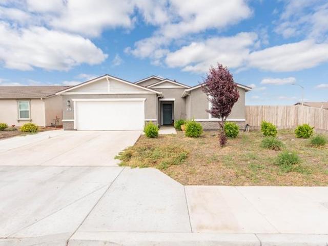 House for sale in Tulare, California
