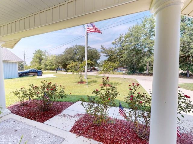 House for sale in Cottonwood, Alabama