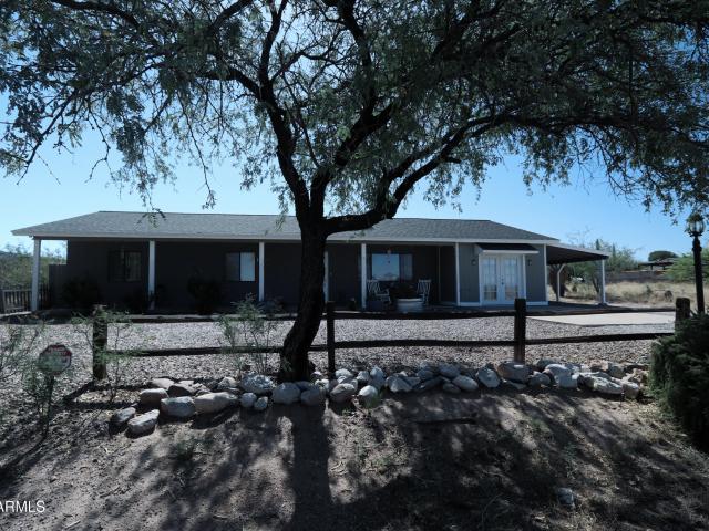 House for sale in Benson