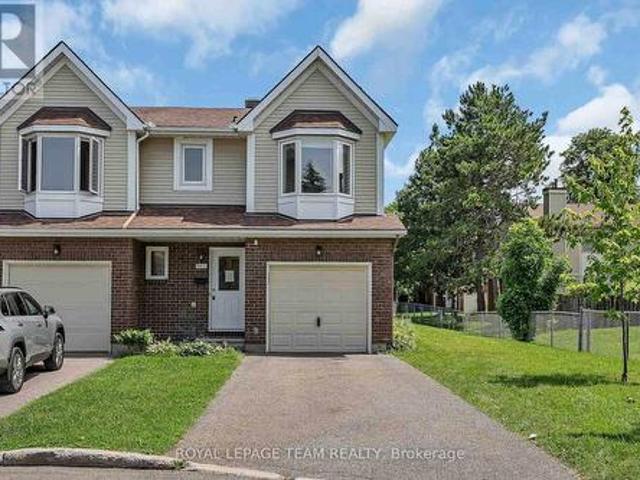 Townhouse for sale in Mulhurst Bay, Ontario