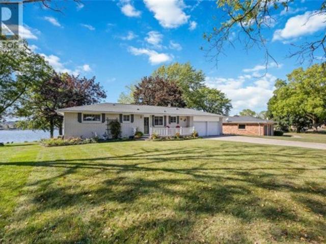 House for sale in St. Clair, Ontario