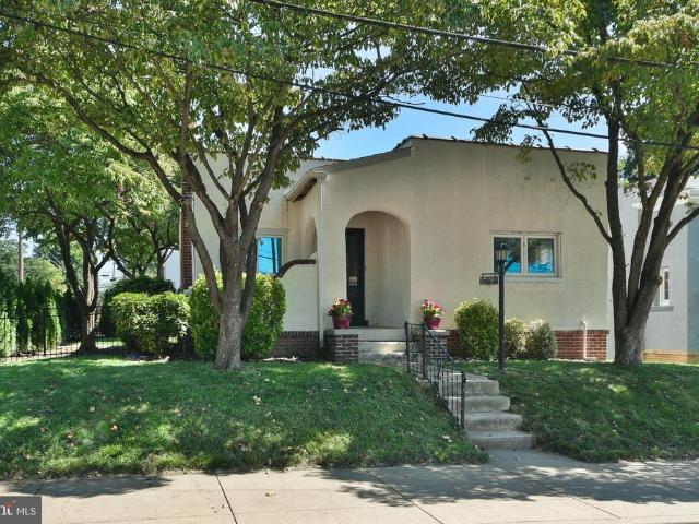 House for sale in Hollywood, Abington Township