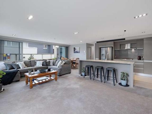 Apartment for sale in Mount Maunganui, Tauranga City