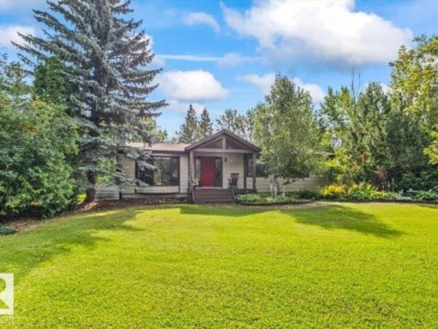 House for sale in Alberta