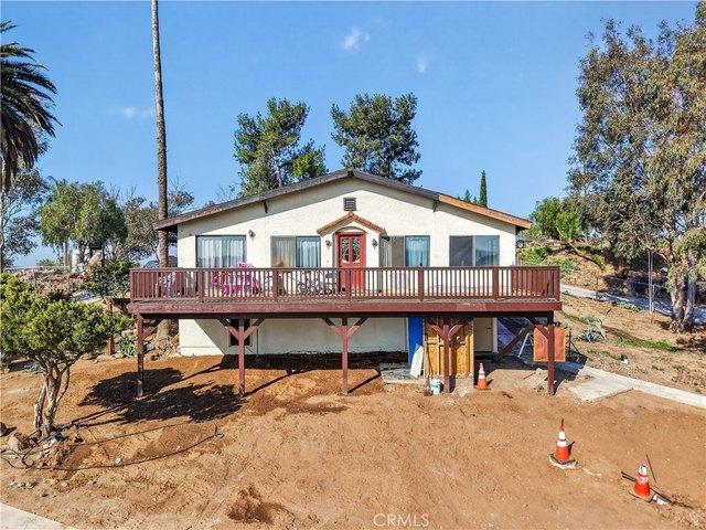 House for sale in Bly, California