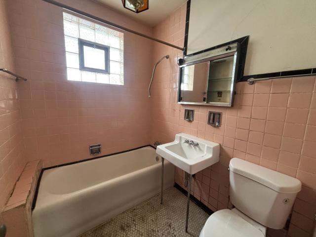House for sale in Chicago Park, Illinois