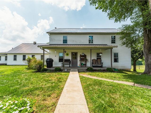 House for sale in Millersburg, Ohio