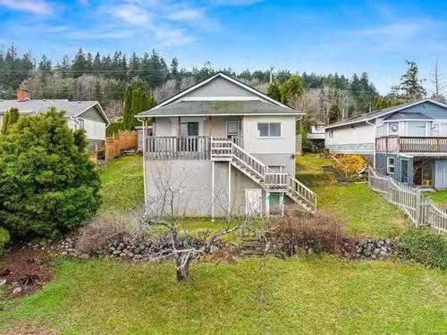 House for sale in Denman Island, British Columbia