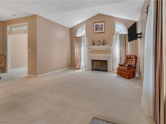 Condo for sale in Struthers, Ohio