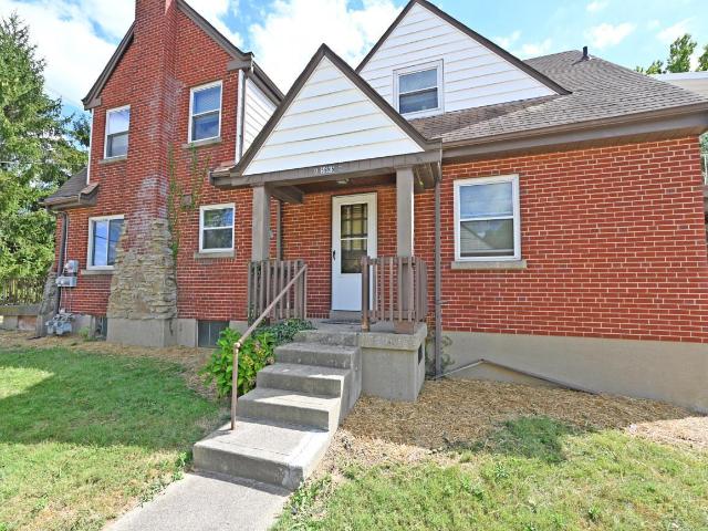 House for sale in Roselawn, Ohio