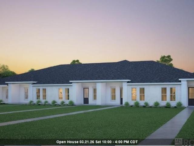Townhouse for sale in Zachary, Louisiana