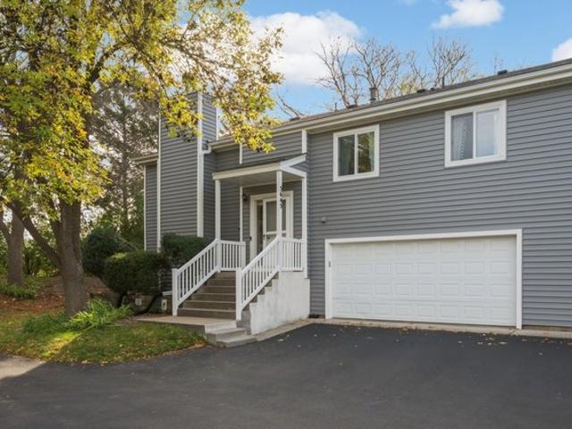Townhouse for sale in Minnetonka, Hennepin County