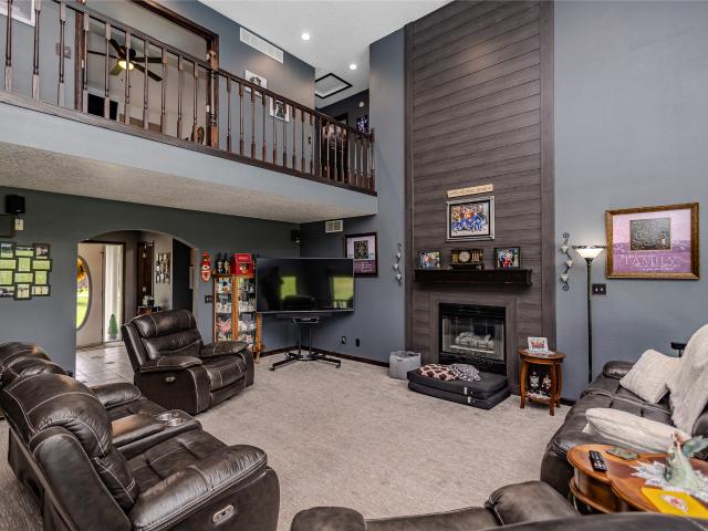 Land for sale in Pleasantville, Iowa
