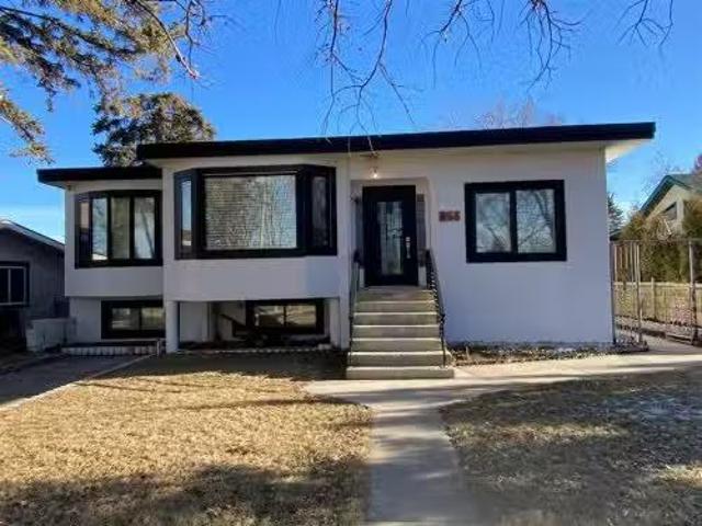 House for sale in Brooks, City of Brooks