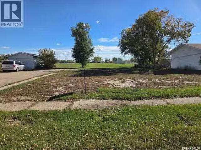 House for sale in Central Butte
