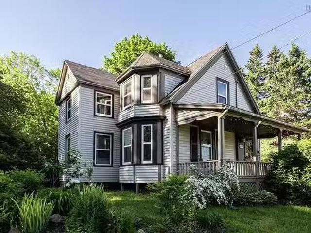 House for sale in Deep Brook, Nova Scotia
