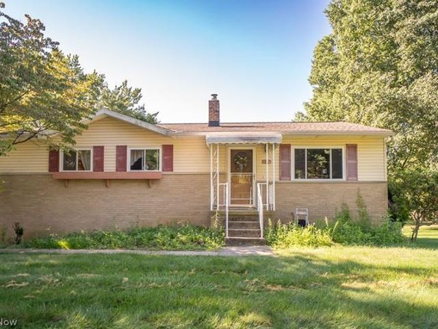 House for sale in Uniontown, Ohio