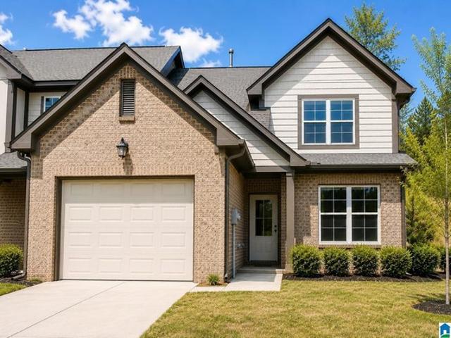 Townhouse for sale in Chelsea, Alabama
