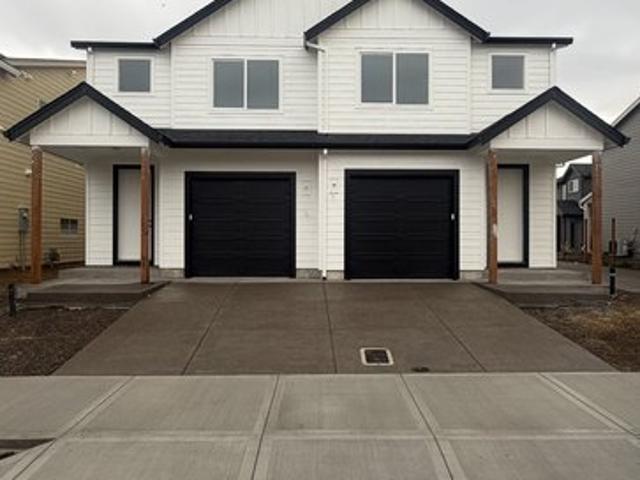 Townhouse for sale in Oregonia