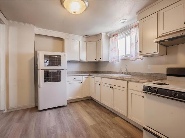 House for sale in Oak Hill, New York